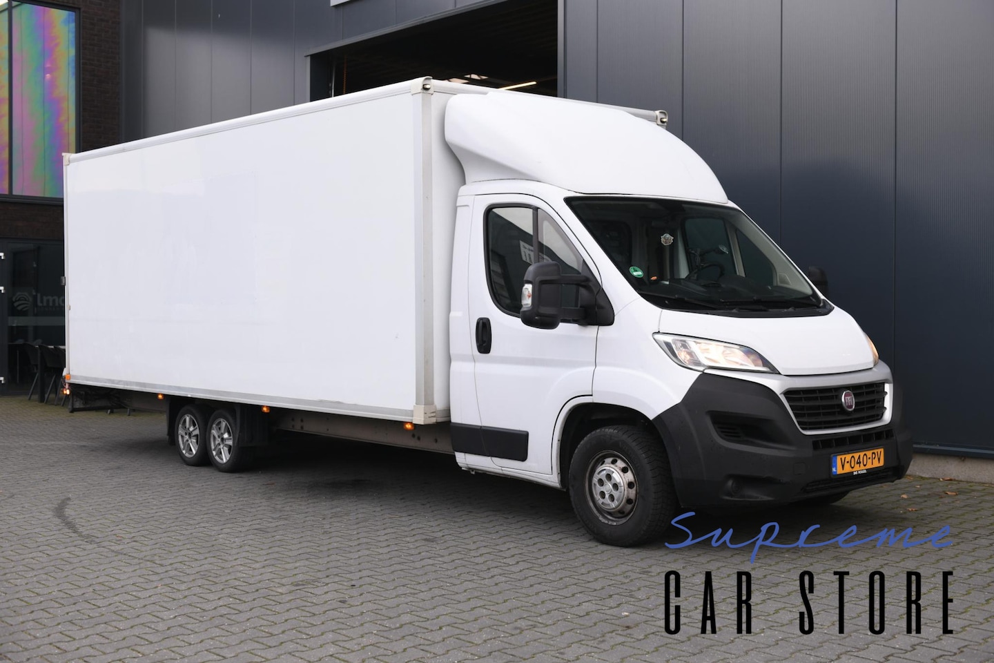 Fiat Ducato - 35 2.3 MultiJet - Grote laadbak met oprijlaadklep - Bakwagen - AutoWereld.nl