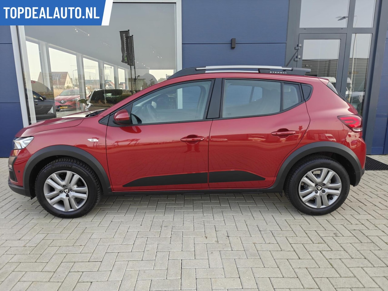 Dacia Sandero Stepway - 1.0 TCe 100 Carplay/Led/Camera - AutoWereld.nl