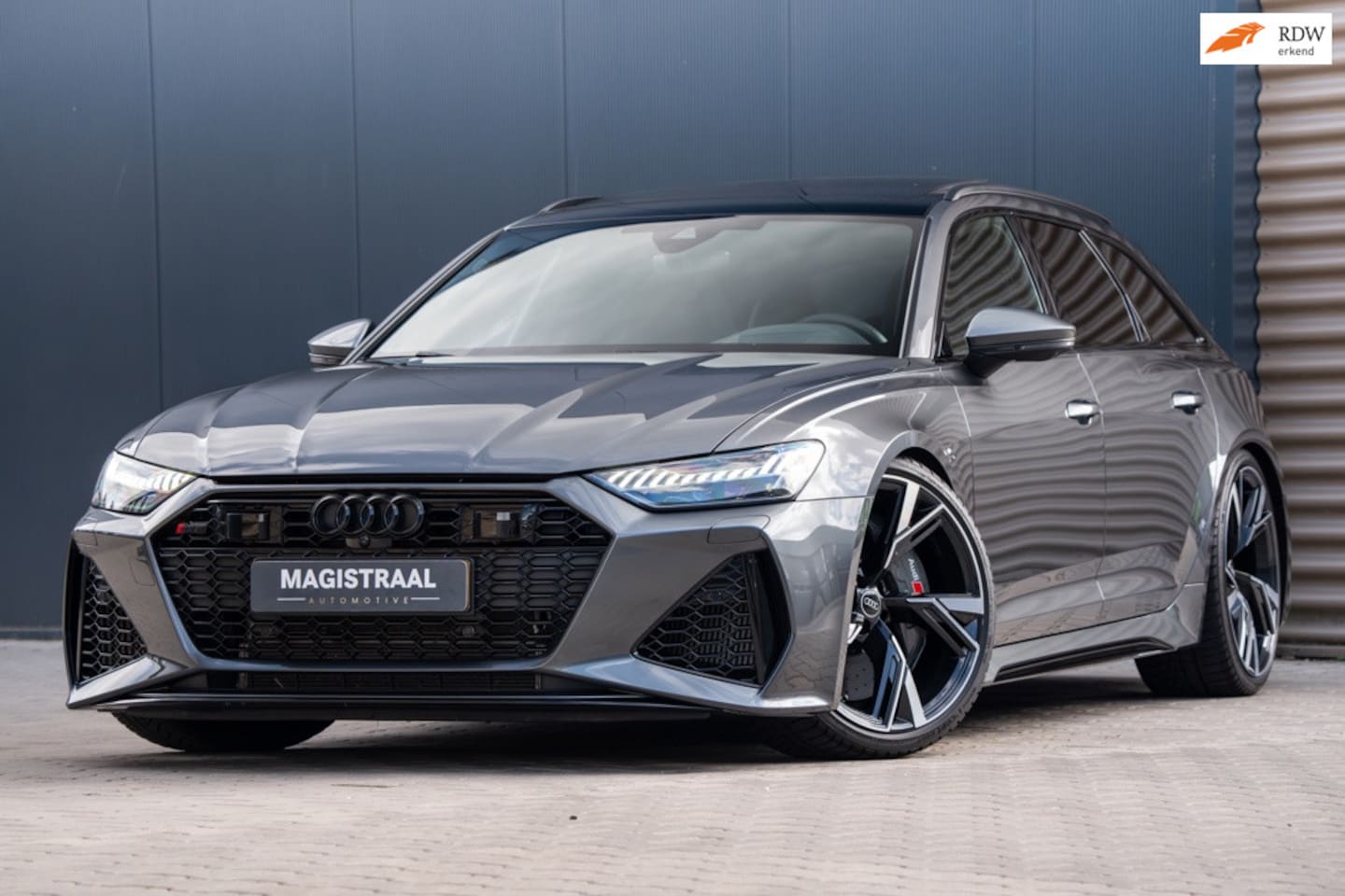 Audi RS6 - TFSI quattro Dynamic+ | Org. NL | Keramisch | B&O | HUD | Stoelverkoeling/verwarming - AutoWereld.nl