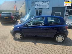 Toyota Yaris - 1.0-16V VVT-i Terra 128000 KM N.A.P