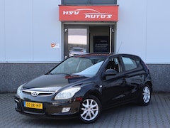 Hyundai i30 - 1.6i Dynamic Luxe airco LM 4-deurs org NL