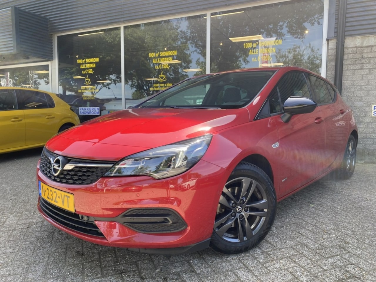 Opel Astra - 1.2 Design & Tech /NAV / CAM / TREKHAAK / - AutoWereld.nl