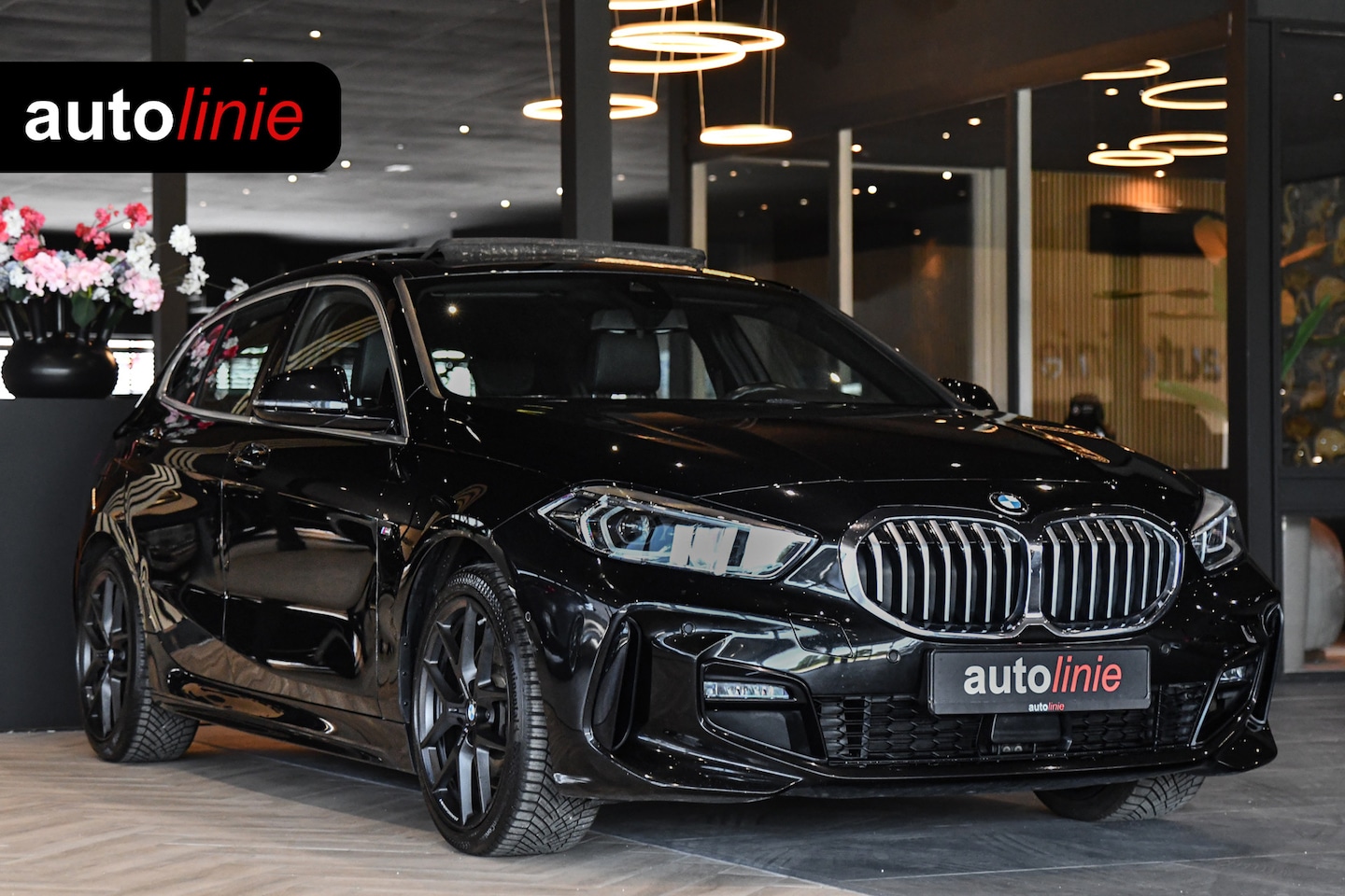 BMW 1-serie - 120i M Sport 120i M-Sport, Pano, Led, Sfeer, Virtual, Leder, Camera! - AutoWereld.nl