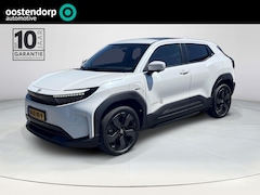 Toyota Urban Cruiser - Executive 61 kWh | 360 Graden camera | Apple CarPlay/Android auto | Panoramadak