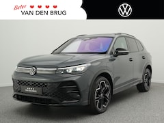 Volkswagen Tiguan - R-Line 1.5 eHybrid 272 PK | LED Matrix IQ | Panoramadak | 360 Camera | Trekhaak | Side Ass