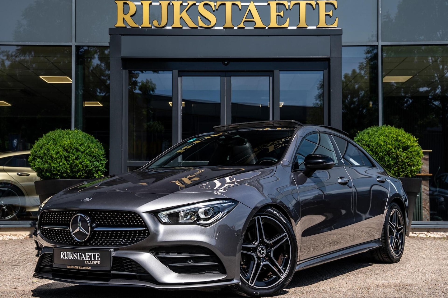 Mercedes-Benz CLA-Klasse - 180 Premium|PANO|CARPLAY|CAMERA|SFEER|18 - AutoWereld.nl