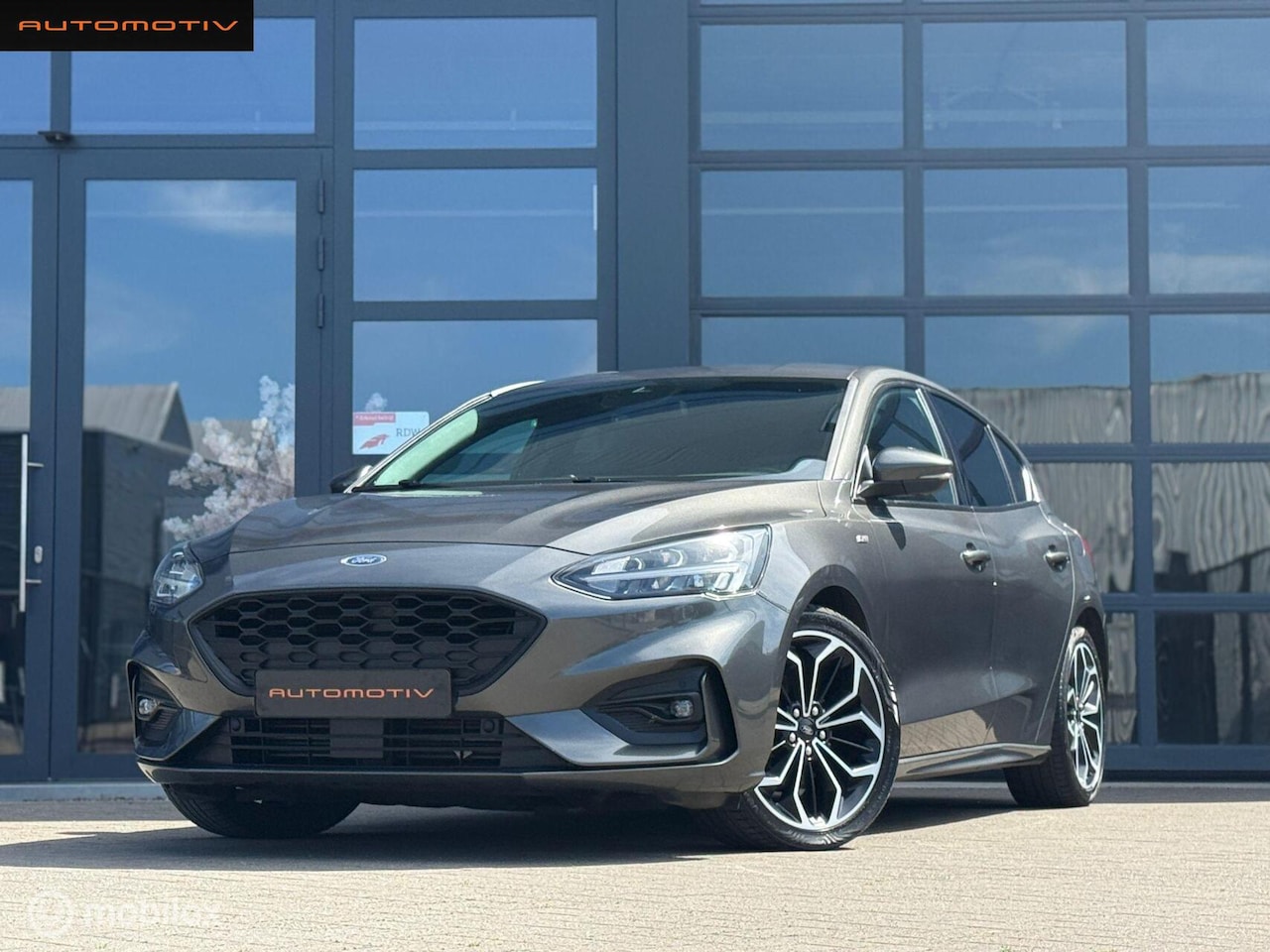Ford Focus - 1.5 EcoBoost ST Line Business 1.5 EcoBoost ST Line Business 182PK - AutoWereld.nl