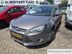 Ford Focus Wagon - 1.0 EcoBoost Titanium Bj.2013 *Defect aan Moter *Véél Opties