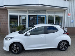 Toyota Yaris - 1.5 Hybrid 115 Business Plus