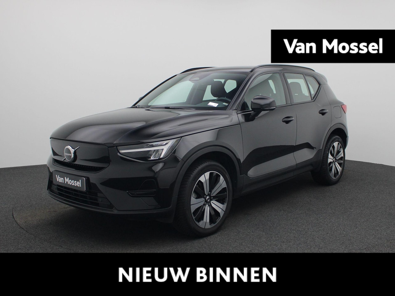 Volvo XC40 - Recharge Core | ACHTERUITRIJCAMERA | NAVIGATIE | PARKEERSENSOREN | APPLE CARPLAY / ANDROID - AutoWereld.nl