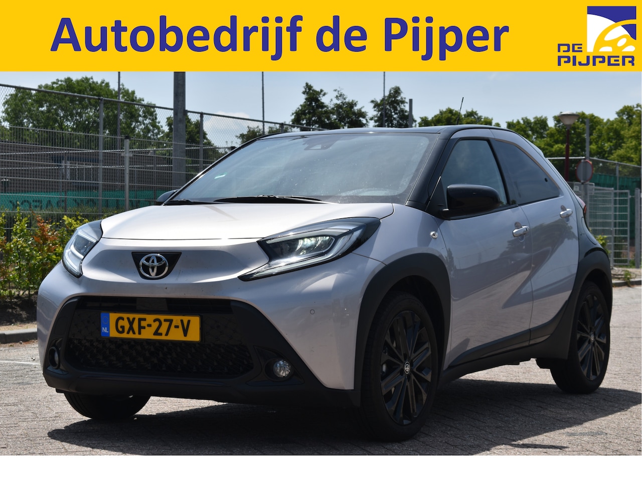 Toyota Aygo X - 1.0 VVT-i S-CVT JBL Bi-Tone Jasmine SIlver | NL-Auto | Camera | Keyless | Carplay | Nav | - AutoWereld.nl