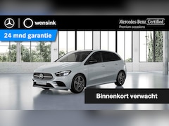 Mercedes-Benz B-klasse - 180 AMG Line | Panoramadak | Night | Widescreen | Achteruitrijcamera | Stoelverwarming | S