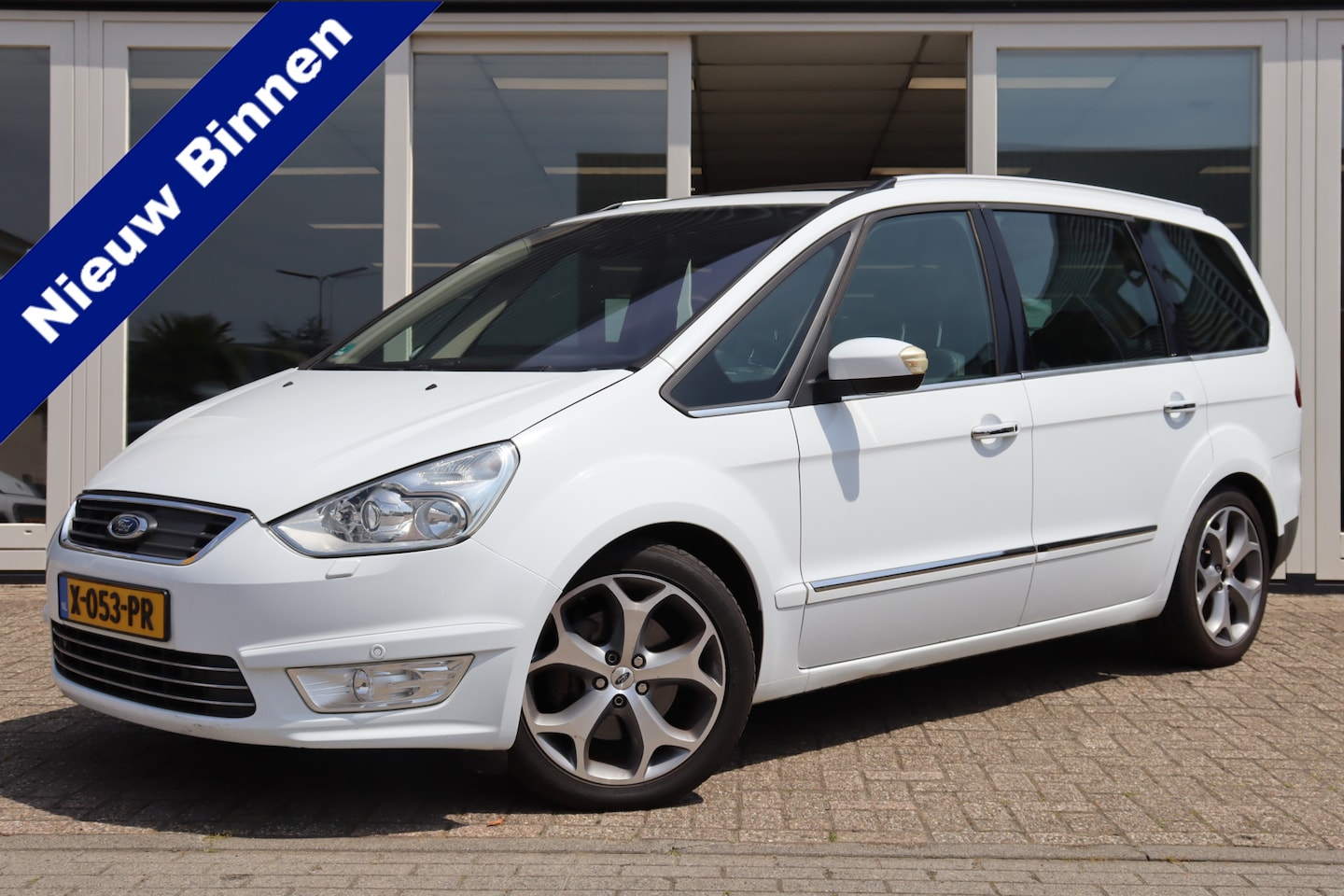 Ford Galaxy - 2.0 SCTi Titanium 2.0 SCTi Titanium, Climate, PDC V+A, Camera A, Trekhaak, Memory, Pano, Prijs Is Rijklaar I - AutoWereld.nl