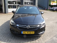 Opel Astra - 1.0 Business+ met leren bekleding en apple carplay/android radio