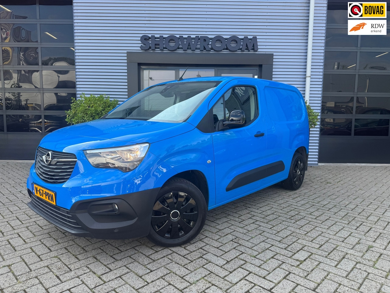 Opel Combo - 1.2 Turbo L1H1 Edition Apple Carpley|Stoelverwarmin|PDC|Cruise|Trekhaak - AutoWereld.nl