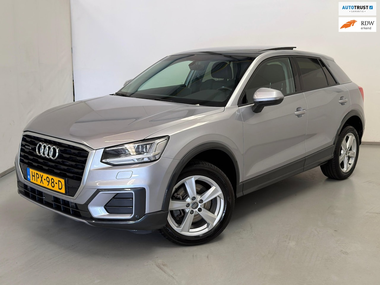 Audi Q2 - 2.0 TFSI Quattro / Pano / Leder / ACC / Keyless / Trekhaak - AutoWereld.nl