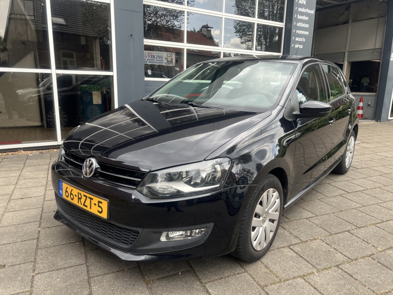 Volkswagen Polo - 1.4-16V Comfortline 1.4-16V Comfortline - AutoWereld.nl