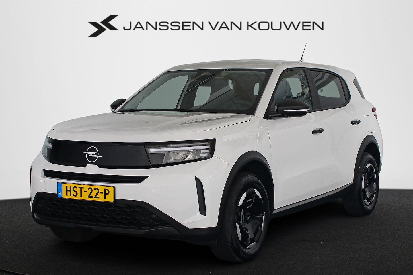 Opel Frontera - 1.2 Turbo Hybrid Edition Achteruitrijcamera Apple CarPlay Navigatie - AutoWereld.nl