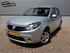 Dacia Sandero - 1.2 Lauréate (Vol Opties) 100% onderhouden