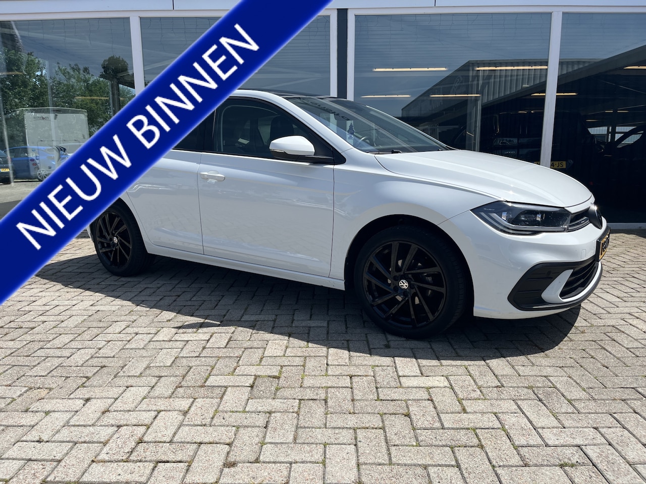 Volkswagen Polo - 1.0 TSI Life Business Schuif-kantel / Virtual / IQ / Lmv / Acc - AutoWereld.nl
