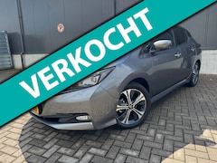 Nissan LEAF - Tekna 40 kWh / camera / navi / ad.cruise / stoel + stuurverw