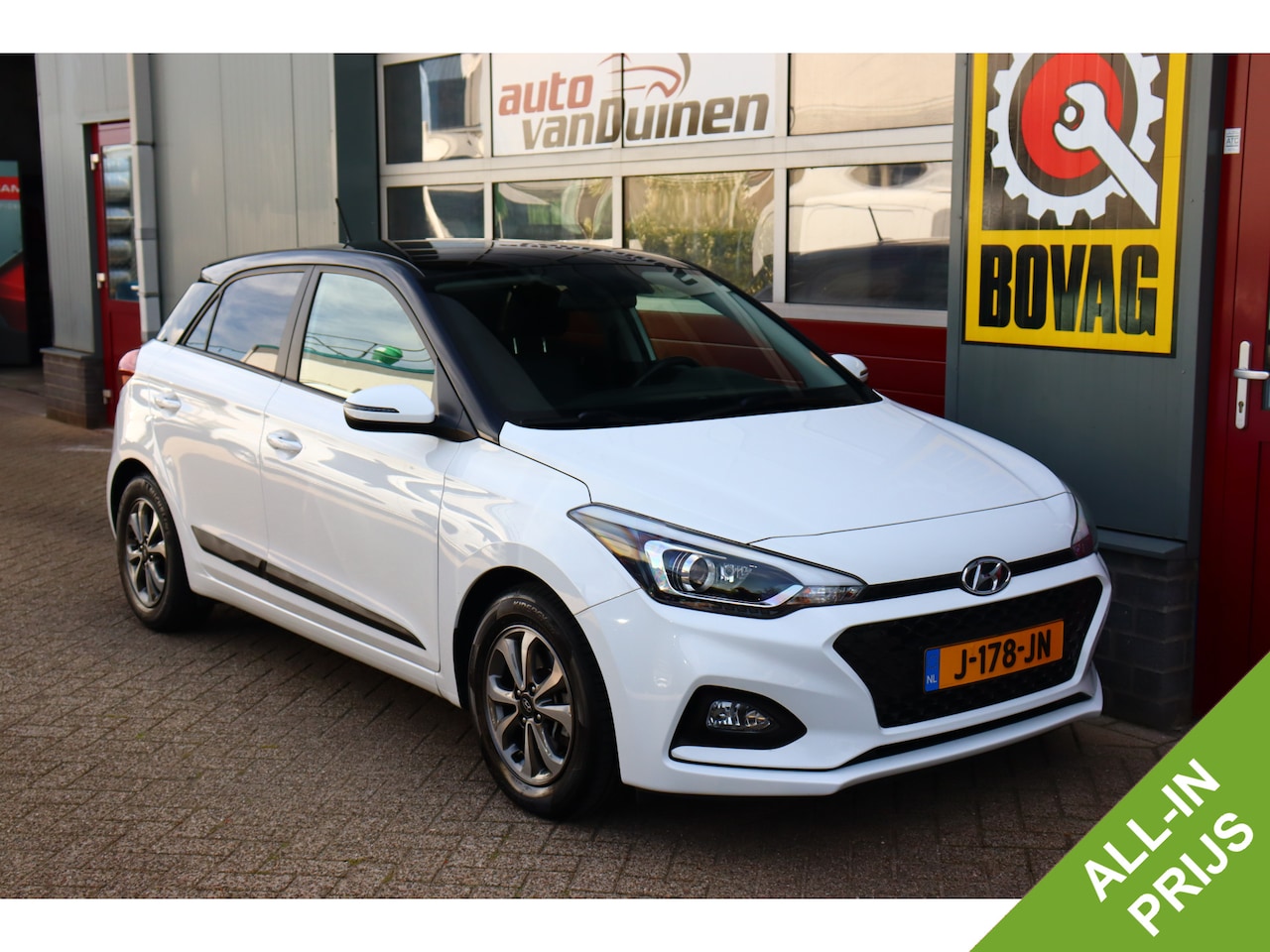 Hyundai i20 - 1.0 T-GDI Comfort O.a: Haak, PDC, Camera, Navi, Clima, Cruise, Etc. All-in prijs!! - AutoWereld.nl