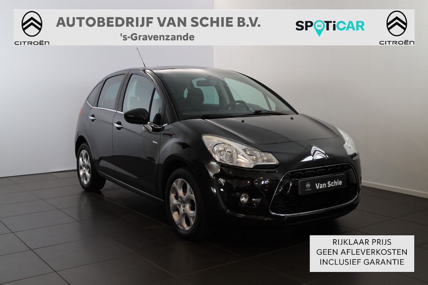 Citroën C3 - VTi Exclusive Lichtmetaal | Panorama ruit | Airco - AutoWereld.nl