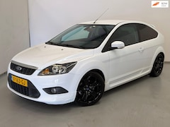 Ford Focus - 1.8 Titanium / Clima / 18" LM / Navi / Bluetooth