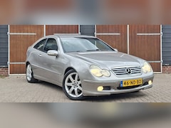 Mercedes-Benz C-klasse Sportcoupé - 180 K. Amice | Bluetooth | Airco | Cruise control