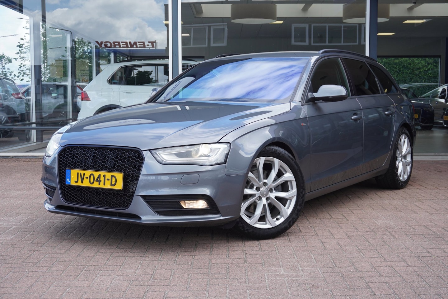 Audi A4 Avant - 2.0 TDI Pro Line S Automaat | Airco | Navigatie | 20 inch | Vol opties| Elek. Pakket | Inr - AutoWereld.nl