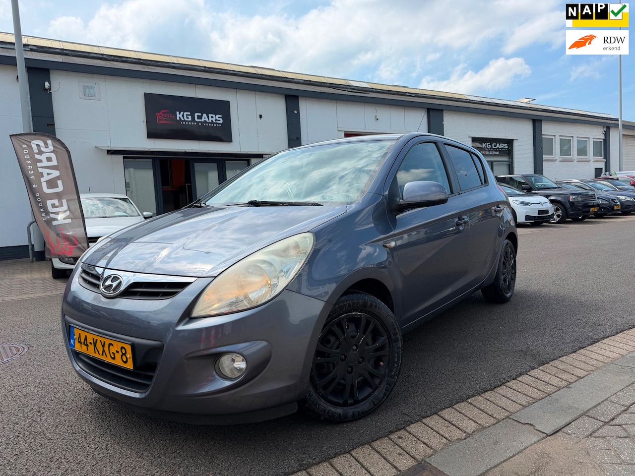 Hyundai i20 - 1.2i DynamicVersion 1.2i DynamicVersion - AutoWereld.nl