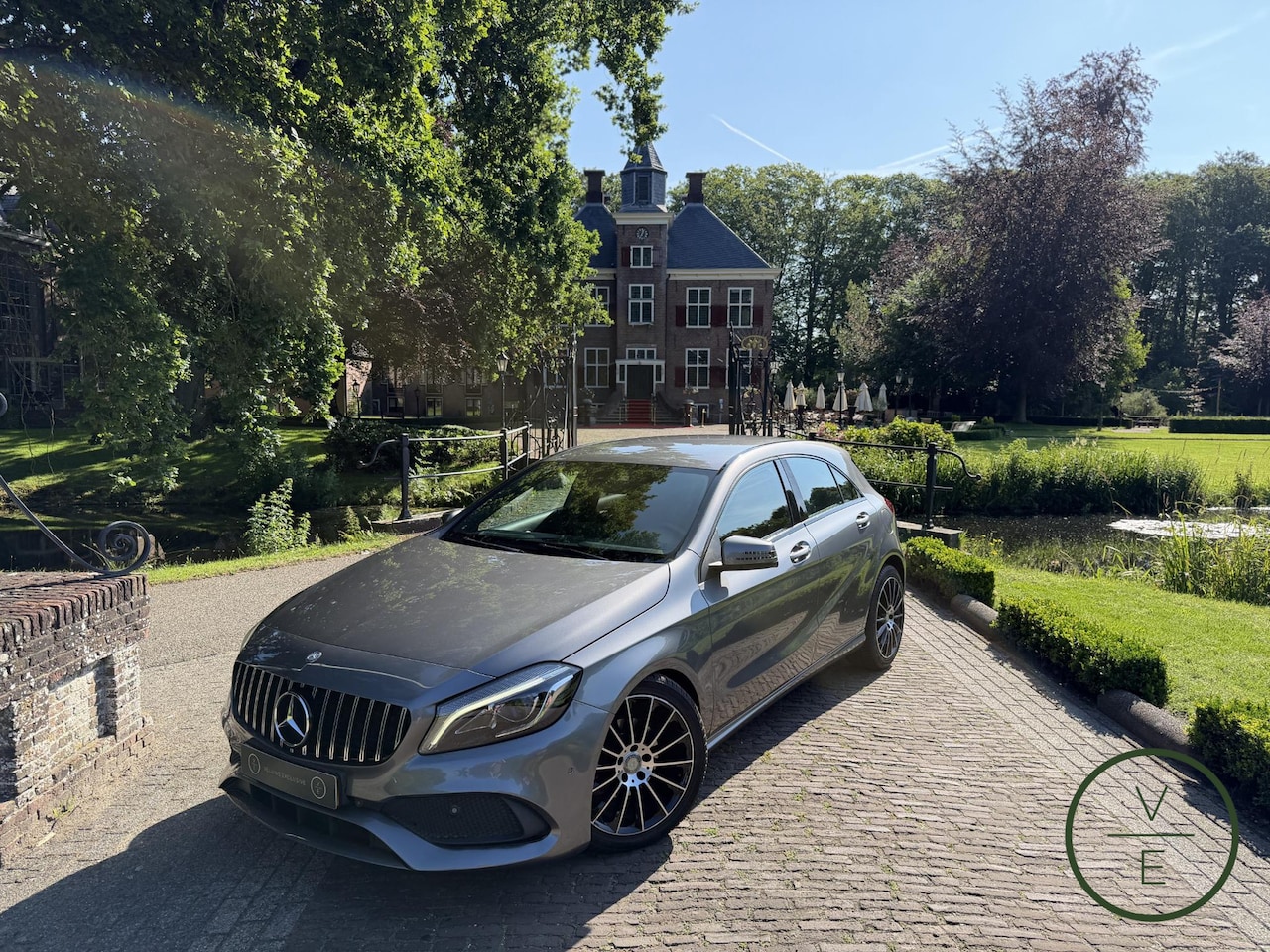 Mercedes-Benz A-klasse - 180 AMG-Line | Navi | Led | Cruise | - AutoWereld.nl