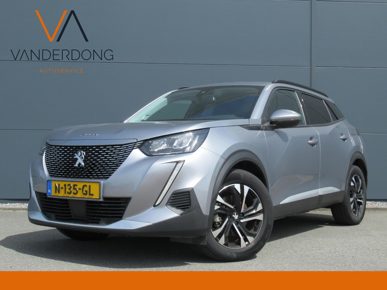 Peugeot e-2008 - EV Allure 50 kWh | SOH 94% | Carplay | Camera | Climate control - AutoWereld.nl