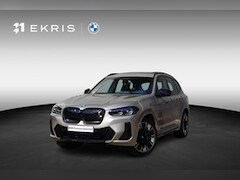 BMW iX3 - | High Executive | 20 inch LM aerodynamisch (Styling 890 M) in Bicolor Jet Black | Comfort