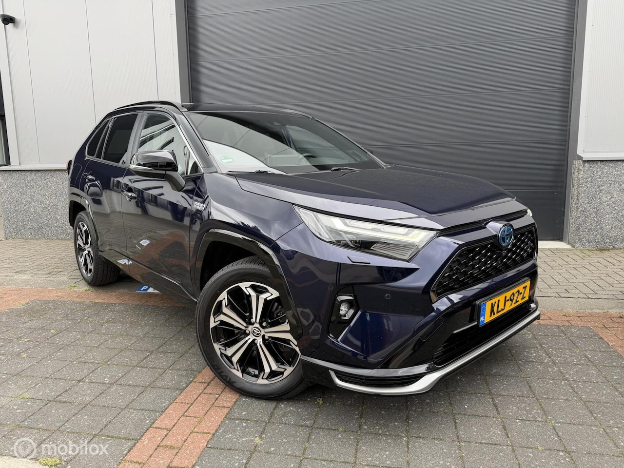 Toyota RAV4 - 2.5 Plug-in Hybrid AWD Bi-Tone Style Trekhaak - AutoWereld.nl