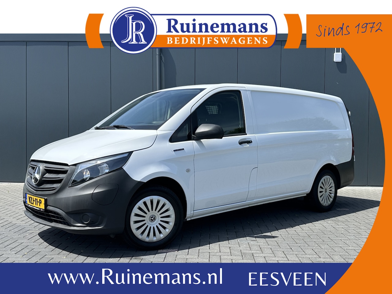 Mercedes-Benz eVito - 66 kWh / FULL ELECTRIC / L2H1 / 43.007 KM / INRICHTING / 1e EIG. / CAMERA / 3-ZITS / CRUIS - AutoWereld.nl