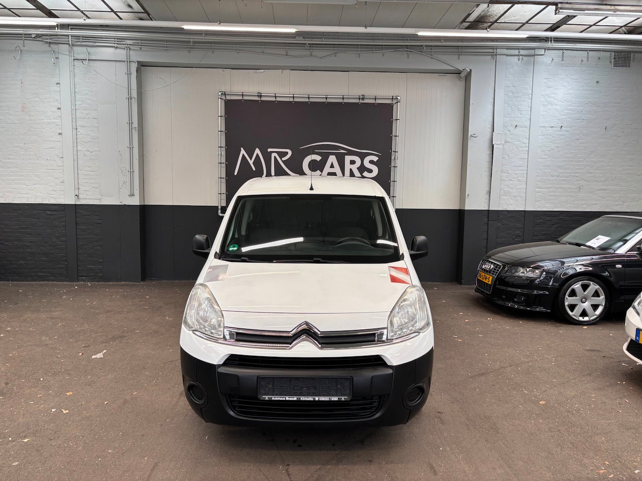 Citroën Berlingo - 1.6 e-HDI 700 Comfort Economy 3 Persoons - AutoWereld.nl
