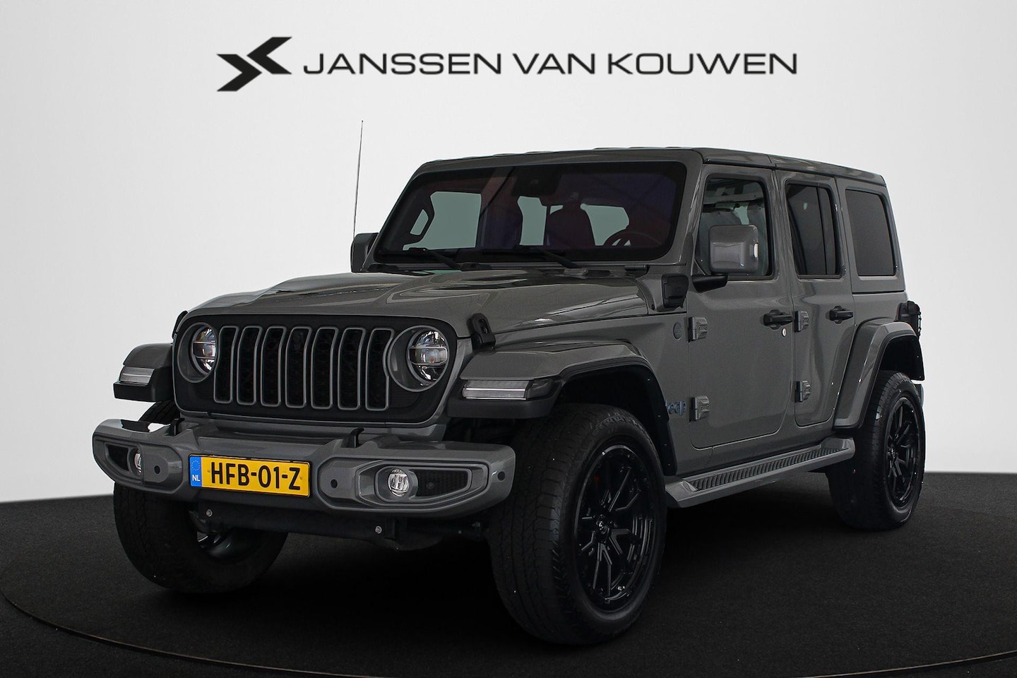 Jeep Wrangler Unlimited - 4xe 380 Sahara / 20'' Custom / Keyless - AutoWereld.nl