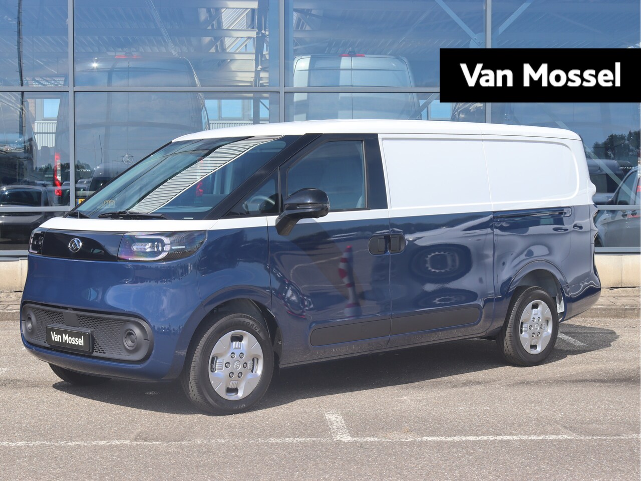 Maxus eDeliver 5 - L1H1 64 kWh - AutoWereld.nl