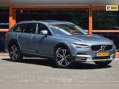 Volvo V90 Cross Country - T5 AWD | Panoramadak | Trekhaak 2400KG | Stoelverwarming | Leer | Apple CarPlay | BLIS |