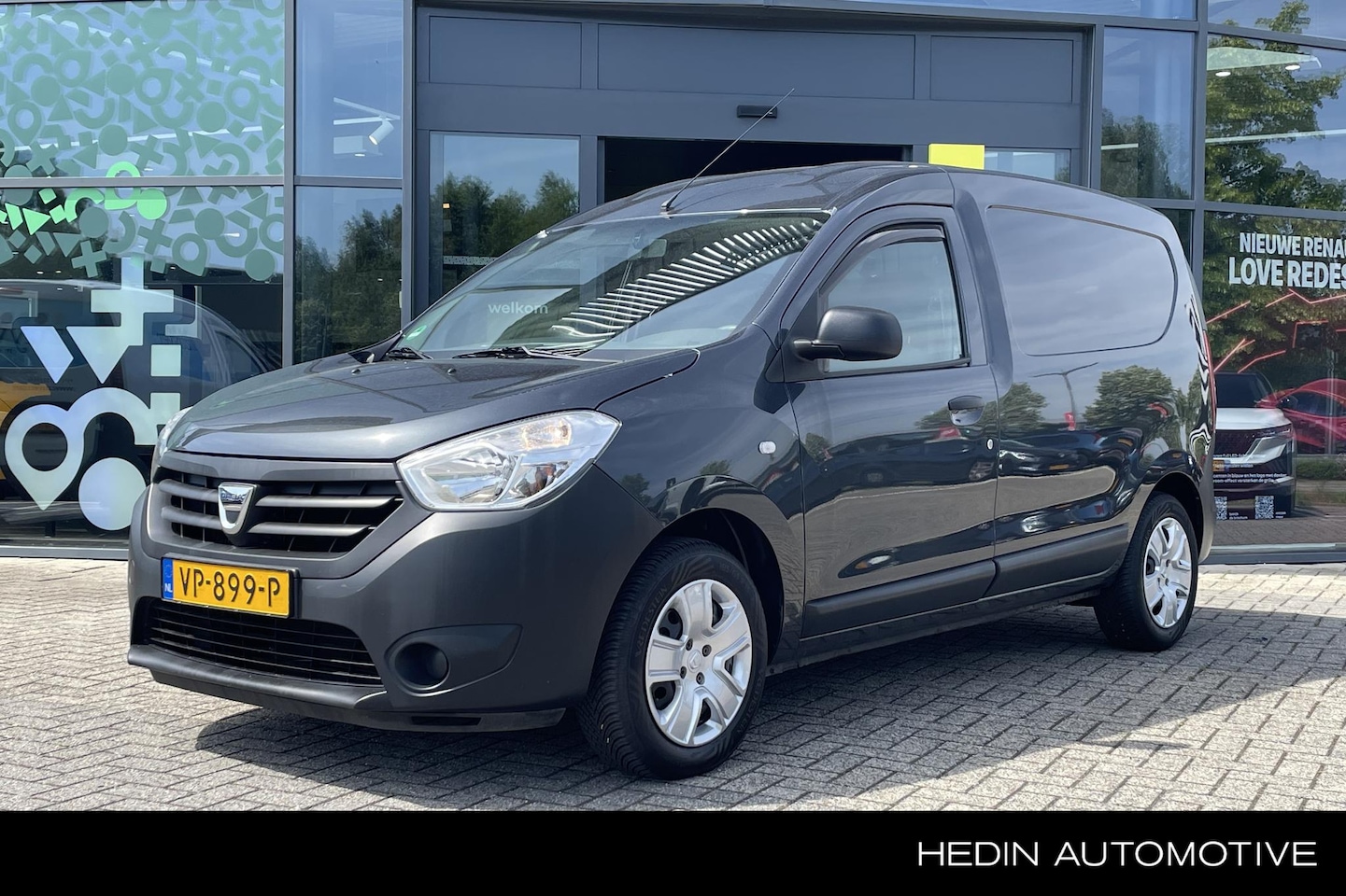 Dacia Dokker - 1.5 dCi 90 Pk Ambiance | All season banden | Houten vloer | Trekhaak | Volledig dealer ond - AutoWereld.nl