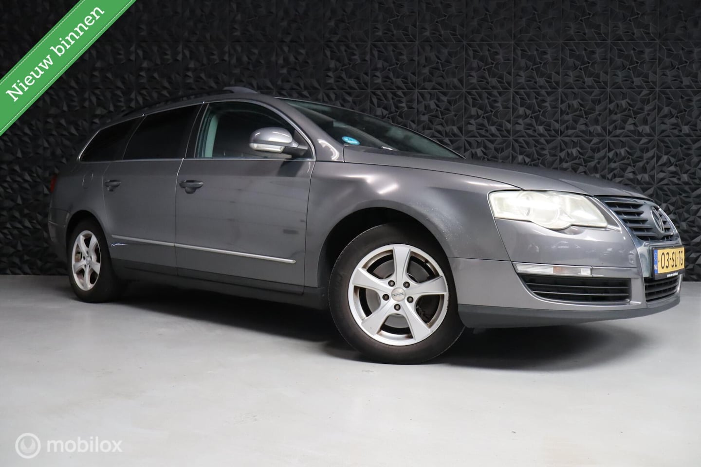 Volkswagen Passat Variant - 2.0 FSI Comfortline | Airco | BT | - AutoWereld.nl