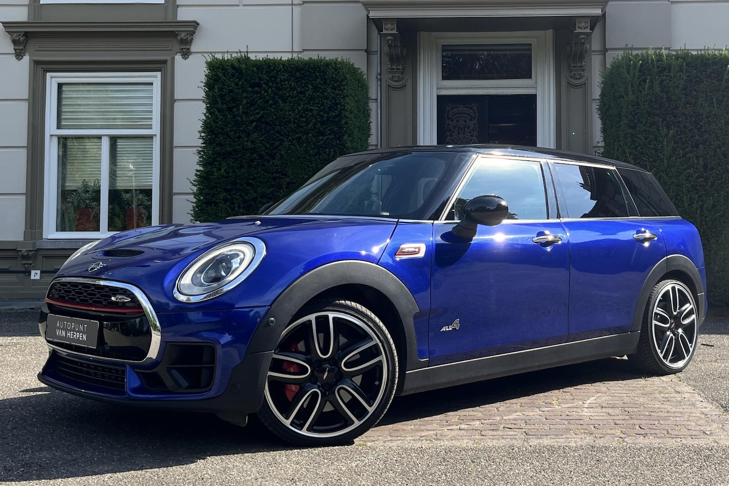 MINI Clubman - 2.0 John Cooper Works ALL4 Chili PANO | H&K | ADAPTIVE | HUD | 19-INCH | STARLICHT METALLI - AutoWereld.nl