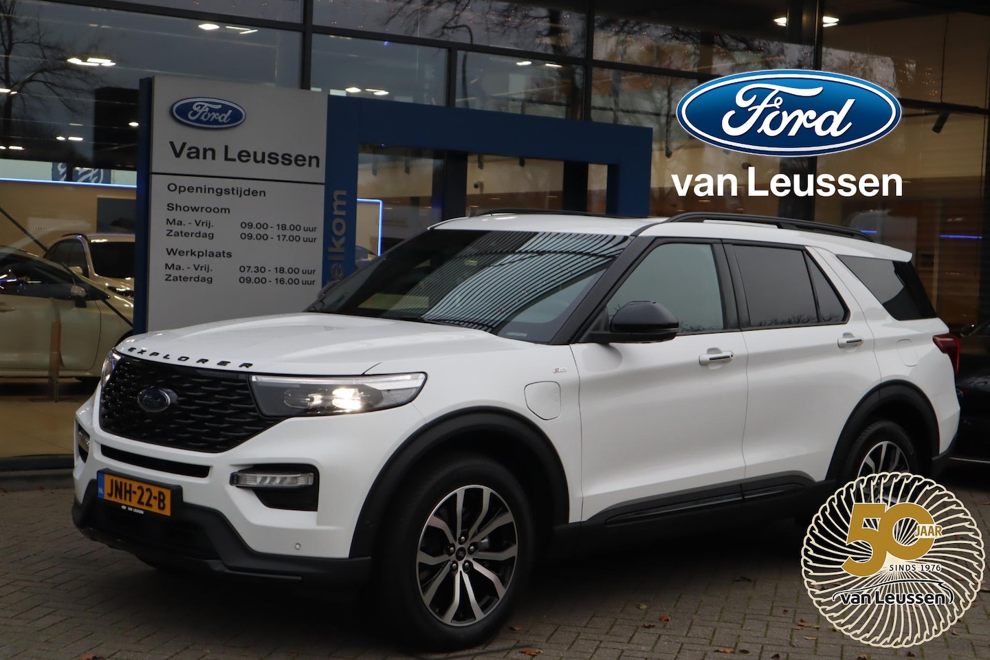Ford Explorer - 3.0 V6 PHEV 457PK ST-LINE PLUG-IN 7-PERSOONS PANORAMADAK 20"LM-VELGEN MEMORY-SEATS 4JR GAR - AutoWereld.nl