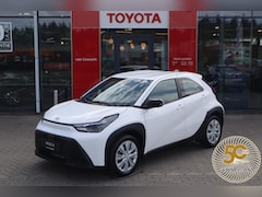 Toyota Aygo X - HYBRID 115 PLAY NIEUW CLIMA AD-CRUISE CAMERA APPLE/ANDROID EL-RAMEN/SPIEGELS