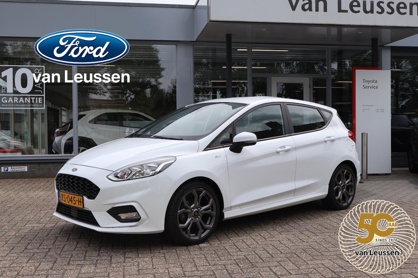 Ford Fiesta - 1.0 ECOBOOST ST-LINE CRUISE DRAADLOZE TEL.LADER APPLE/ANDROID AIRCO - AutoWereld.nl