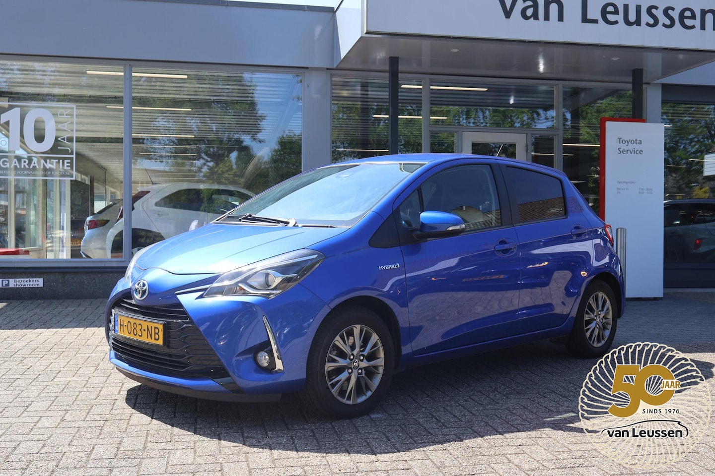 Toyota Yaris - 1.5 HYBRID DYMANIC LED-16"LM-VELGEN CAMERA AD-CRUISE CLIMA - AutoWereld.nl