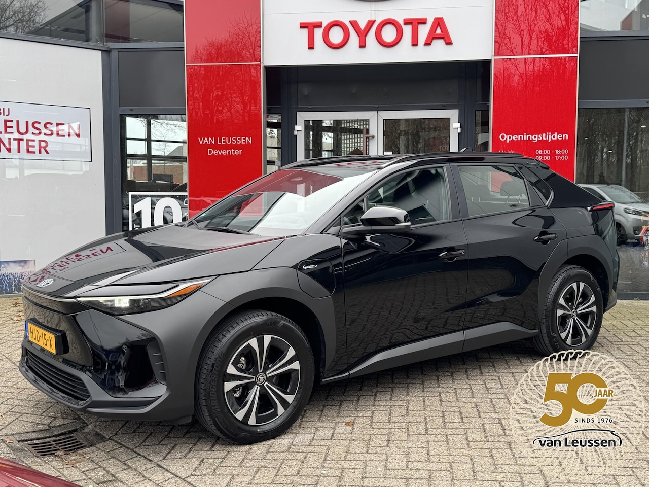 Toyota bZ4X - 71KWH 3-FASE PARKEERCAMERA WARMTEPOMP NAVI APPLE/ANDROID NL-AUTO - AutoWereld.nl