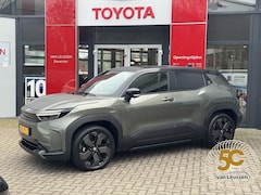 Toyota Urban Cruiser - EXECUTIVE 61KWH PANODAK JBL-AUDIO 360°CAMERA 19"LM-VELGEN LED-PRISMA STOEL/STUURVERWARMING