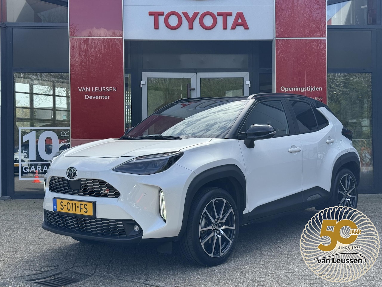 Toyota Yaris Cross - 1.5 HYBRID GR-SPORT AFN-TREKHAAK 18"LM-VELGEN APPLE/ANDROID AD-CRUISE NL-AUTO - AutoWereld.nl